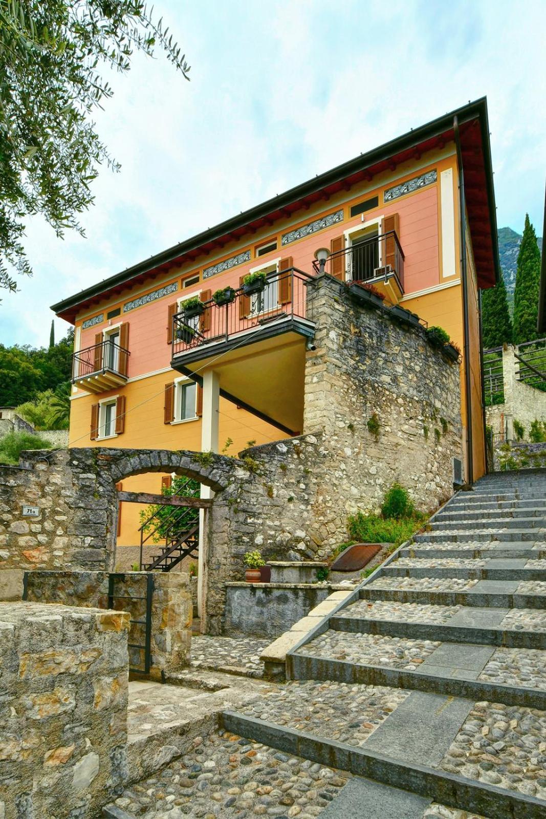 Bed and Breakfast Il Sogno Sul Lago à Gargnano Extérieur photo